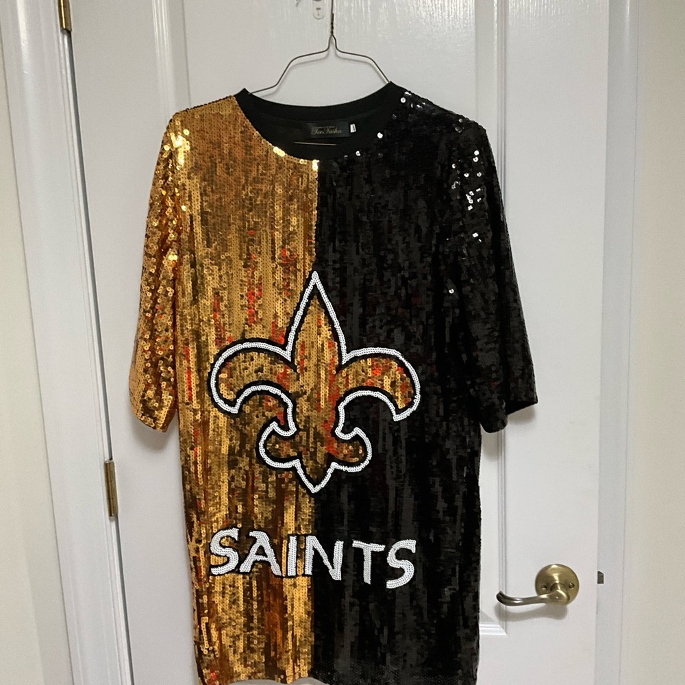Sequine New Orleans Jersey Size Large, oversized dress shirt